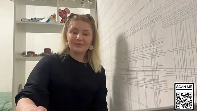 Blondie_xoxoxo's cam snapshot