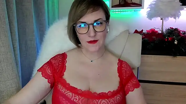 feliziaDesire's cam snapshot