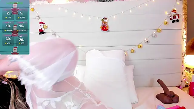 Charlotte93_'s cam snapshot