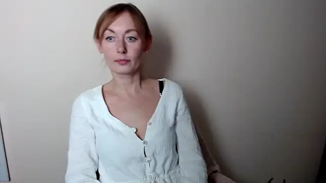 LiaSeass_'s cam snapshot