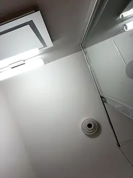 AllysonK's cam snapshot