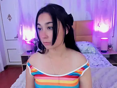 SlowDesire's cam snapshot