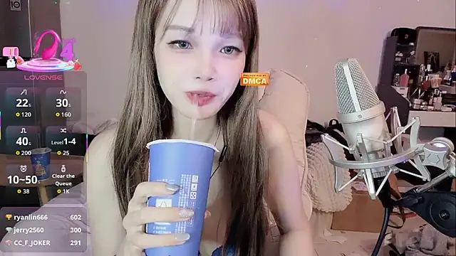 twlilybae live sex cam