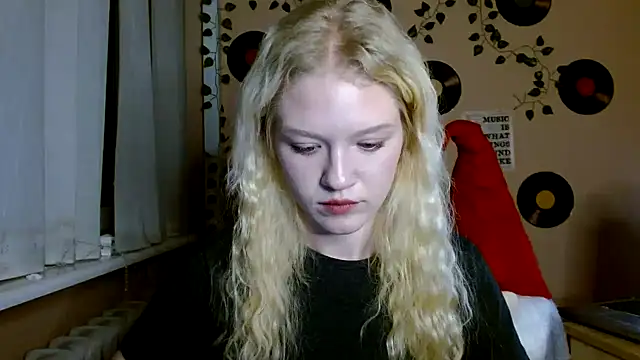 Aria__Moon's cam snapshot