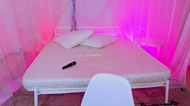 bluelunaray live sex cam