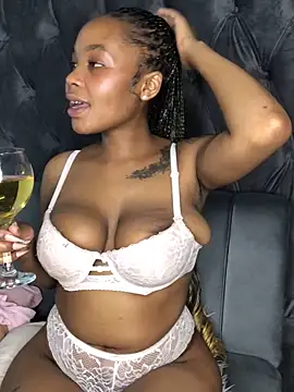 Nicole_Liam_'s cam snapshot