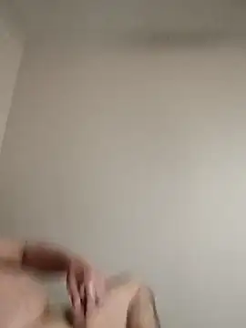 mikeystrong live sex cam