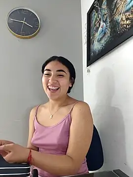 AmberGold-'s cam snapshot