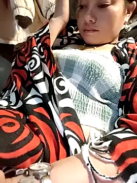 Sinhlinh2020's cam snapshot