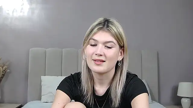 AmeliStark's cam snapshot