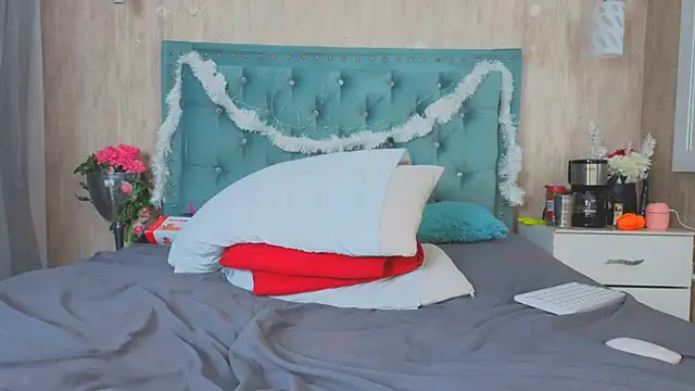 Alexa_roussee's cam snapshot