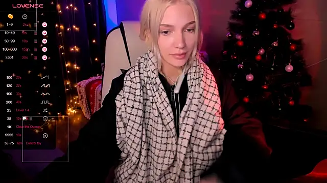 AnyaTaylor_'s cam snapshot