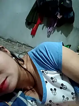 vangkt-cute's cam snapshot