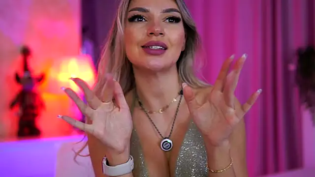 ArtTeasee's cam snapshot