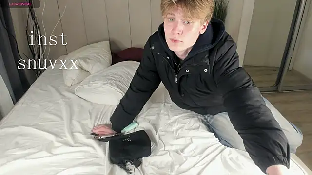 LouieEvans live sex cam