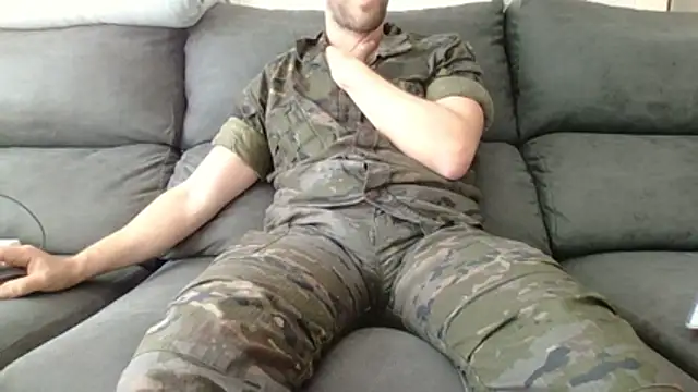 militar_guapo's cam snapshot