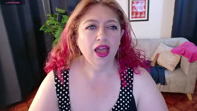 MilfArlet's cam snapshot