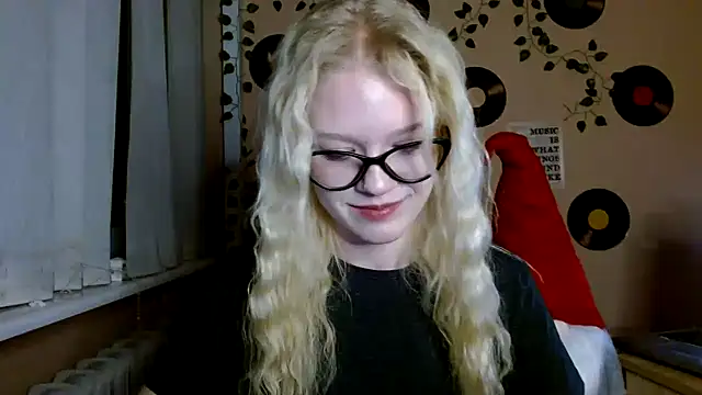 Aria__Moon's cam snapshot