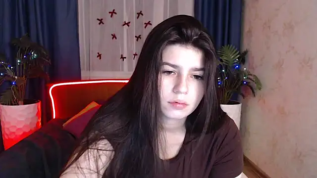 KisaModel's cam snapshot