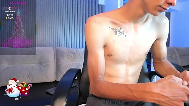 Aaron_Scoot live sex cam