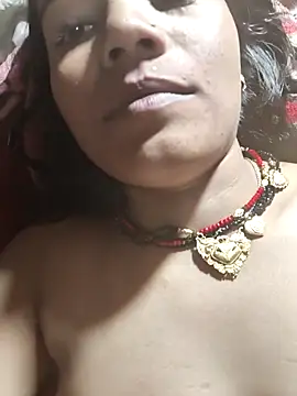 Dil-se-queen-321's cam snapshot