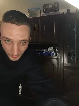 MickNanaa live sex cam