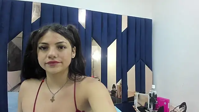 CatalinaSweet__'s cam snapshot