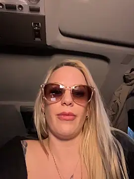 June695_'s cam snapshot