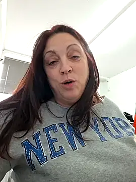 XSouthlondonNAUGHTYMILFXX's cam snapshot