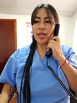 JustSamantha_'s cam snapshot