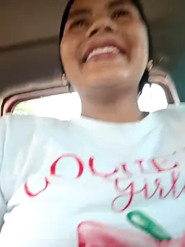 virgin_cunt's cam snapshot