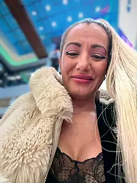 adya-aly's cam snapshot