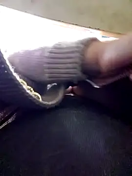 Bondgirl_013's cam snapshot