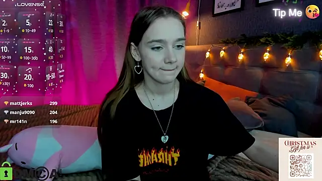 Lesi_Moonie01's cam snapshot