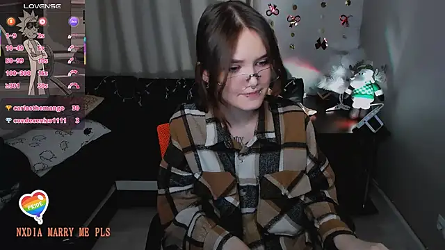 Dilara_xBaby's cam snapshot