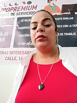 Mia-Glow's cam snapshot