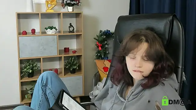 Alina_Mills's cam snapshot