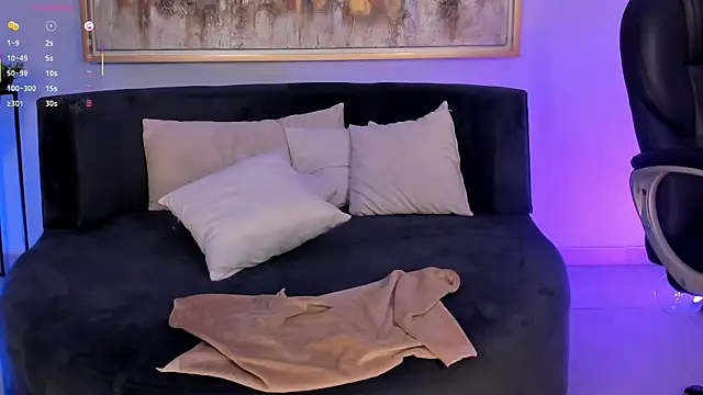 MaryLewis_'s cam snapshot