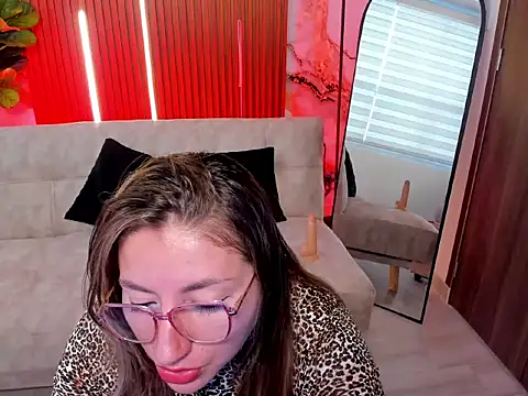 Violeta_Dream_'s cam snapshot