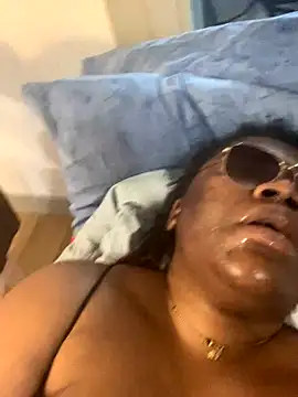 NYRIELLE's cam snapshot