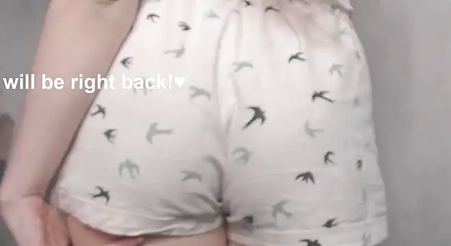 cute_mushroom's cam snapshot