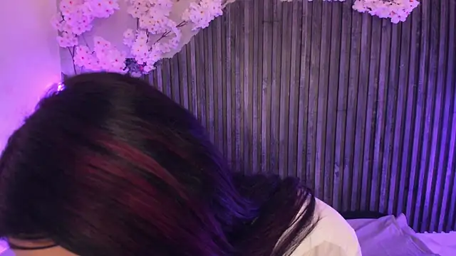 Molly_Bms_'s cam snapshot