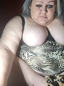 ducicsajsziii live sex cam