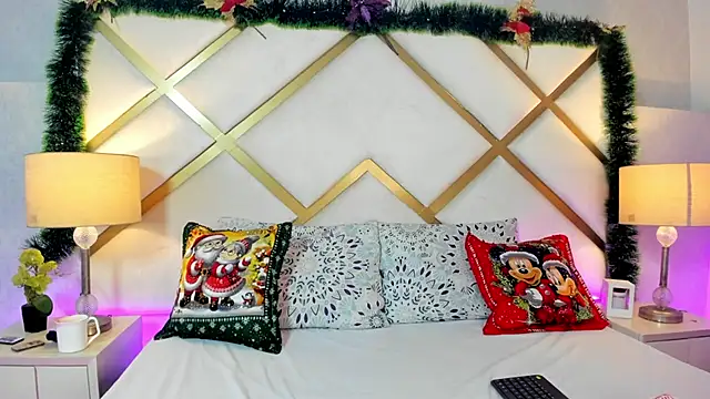 AmyRox_'s cam snapshot