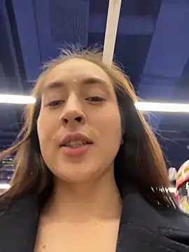 Holly_Play live sex cam