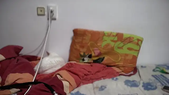 Aphr0ditee's cam snapshot