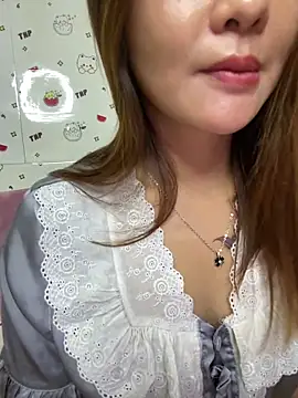 moe-kiss's cam snapshot