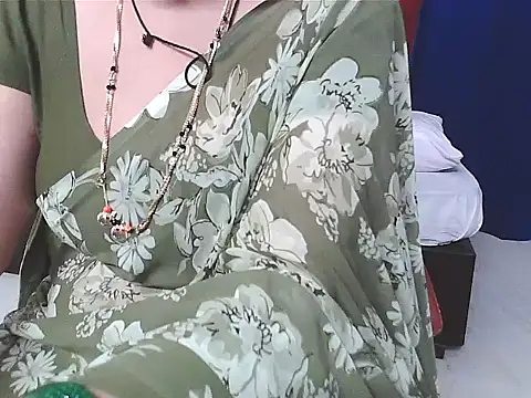 sunitha-3's cam snapshot