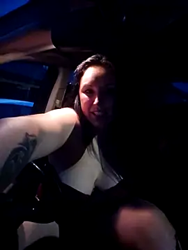 Megancullenofficial live sex cam