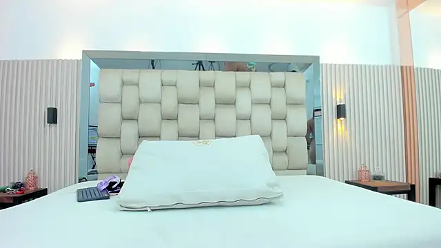 noah_pariss live sex cam